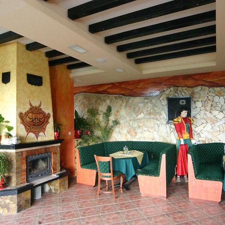 Hotel Toro Negro Golden Sands Exterior photo
